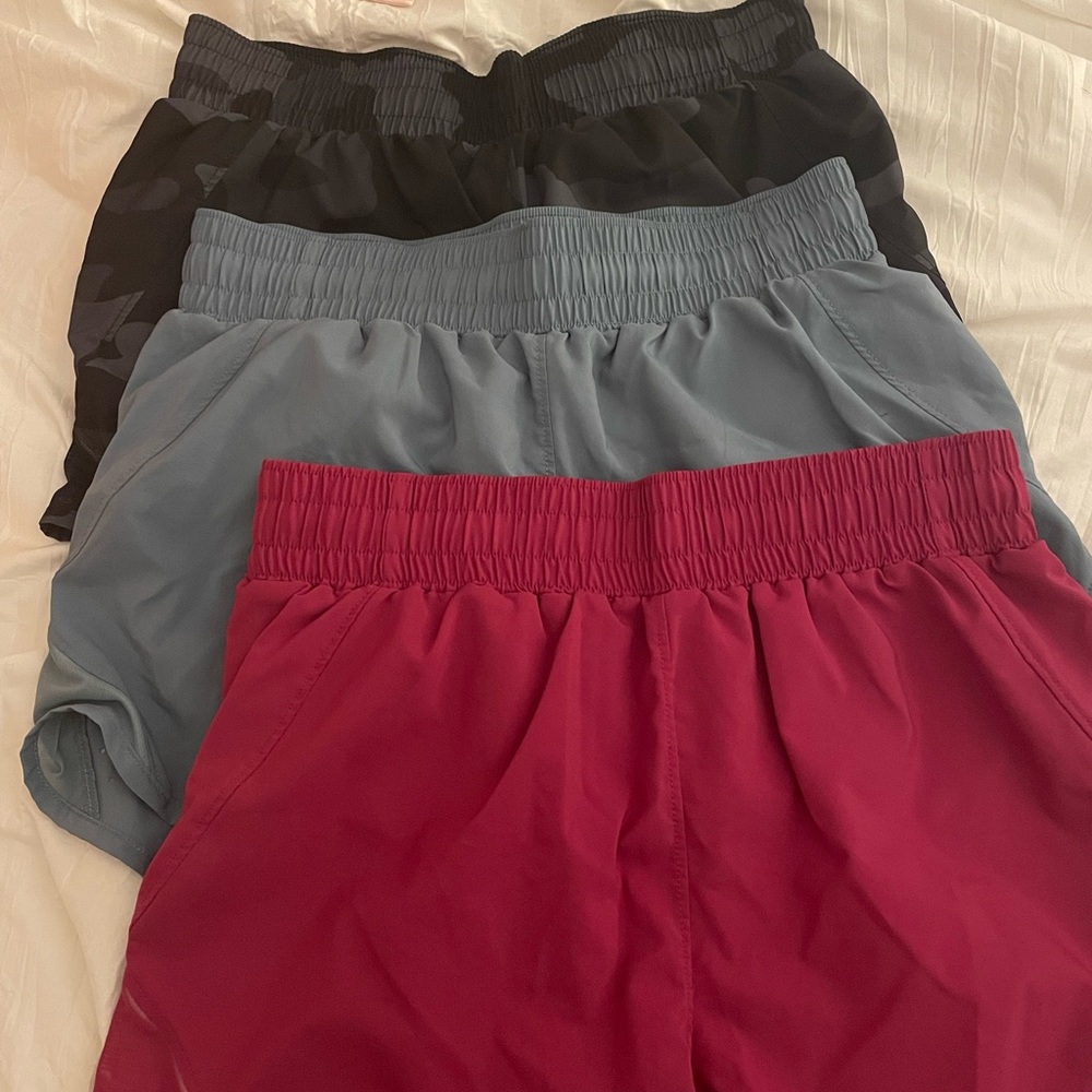 ATHLETIC SHORTS